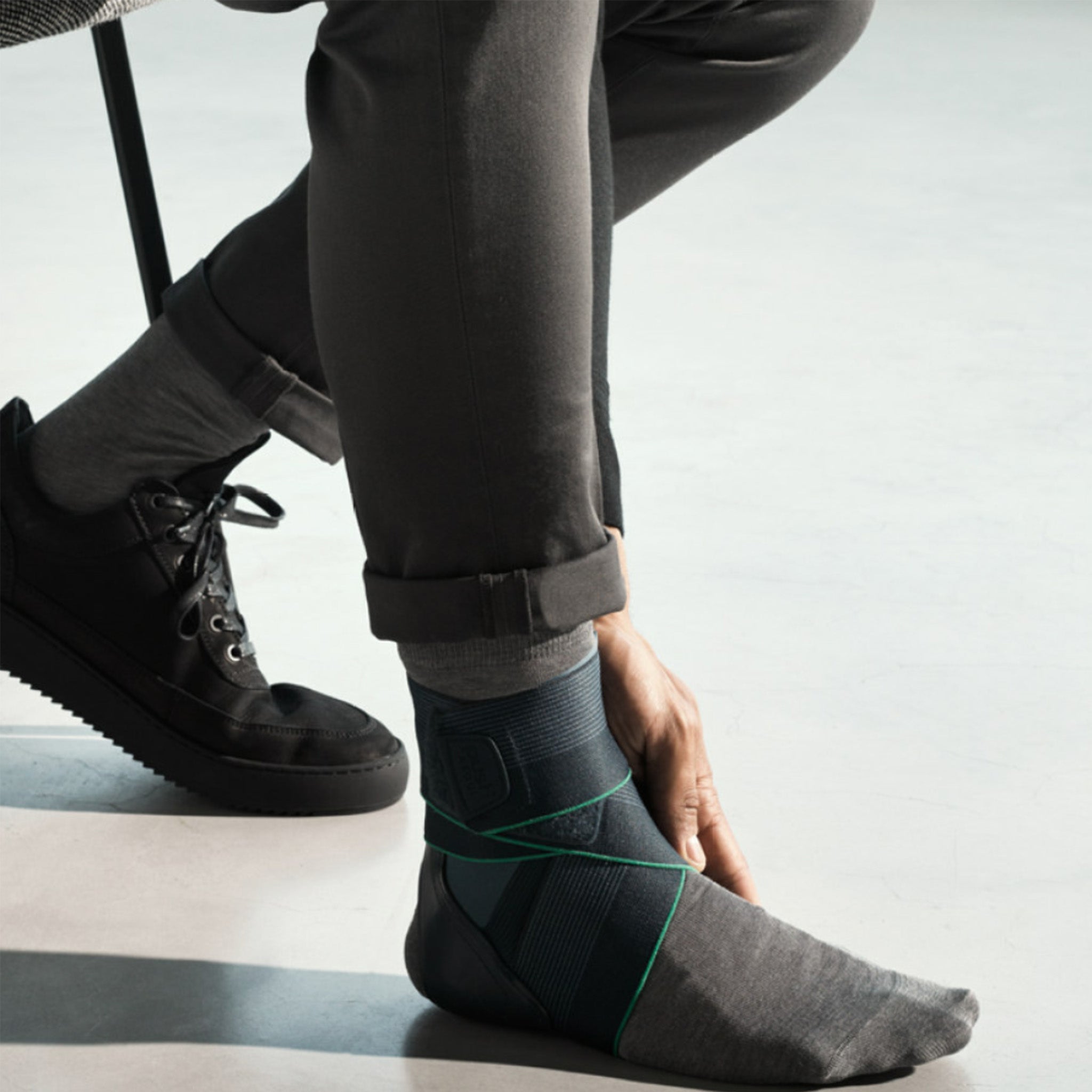 Aequi Flex ankelstøtte for ustabile ankler under sport og trening